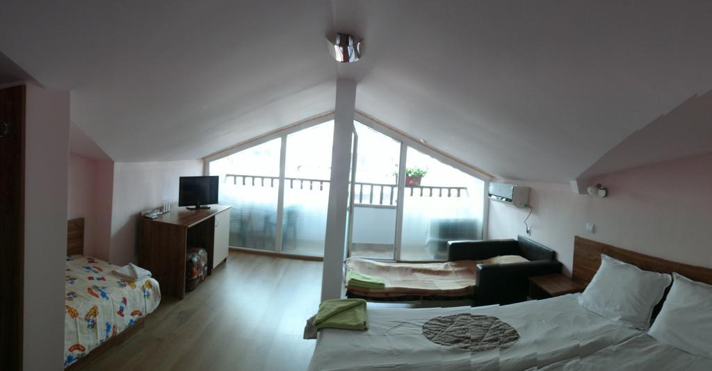 Guest House Rosa Kiten  Værelse billede